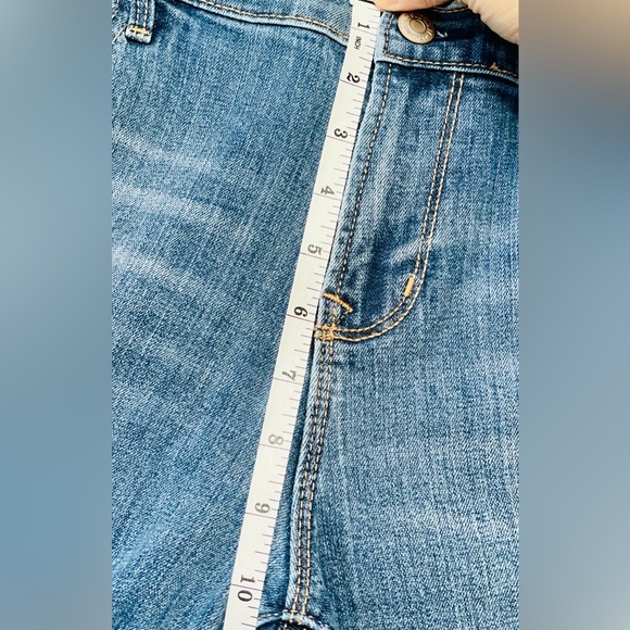 Old Navy Women’s Boot-Cut Jeans, Size 14P - Picture 6 of 14